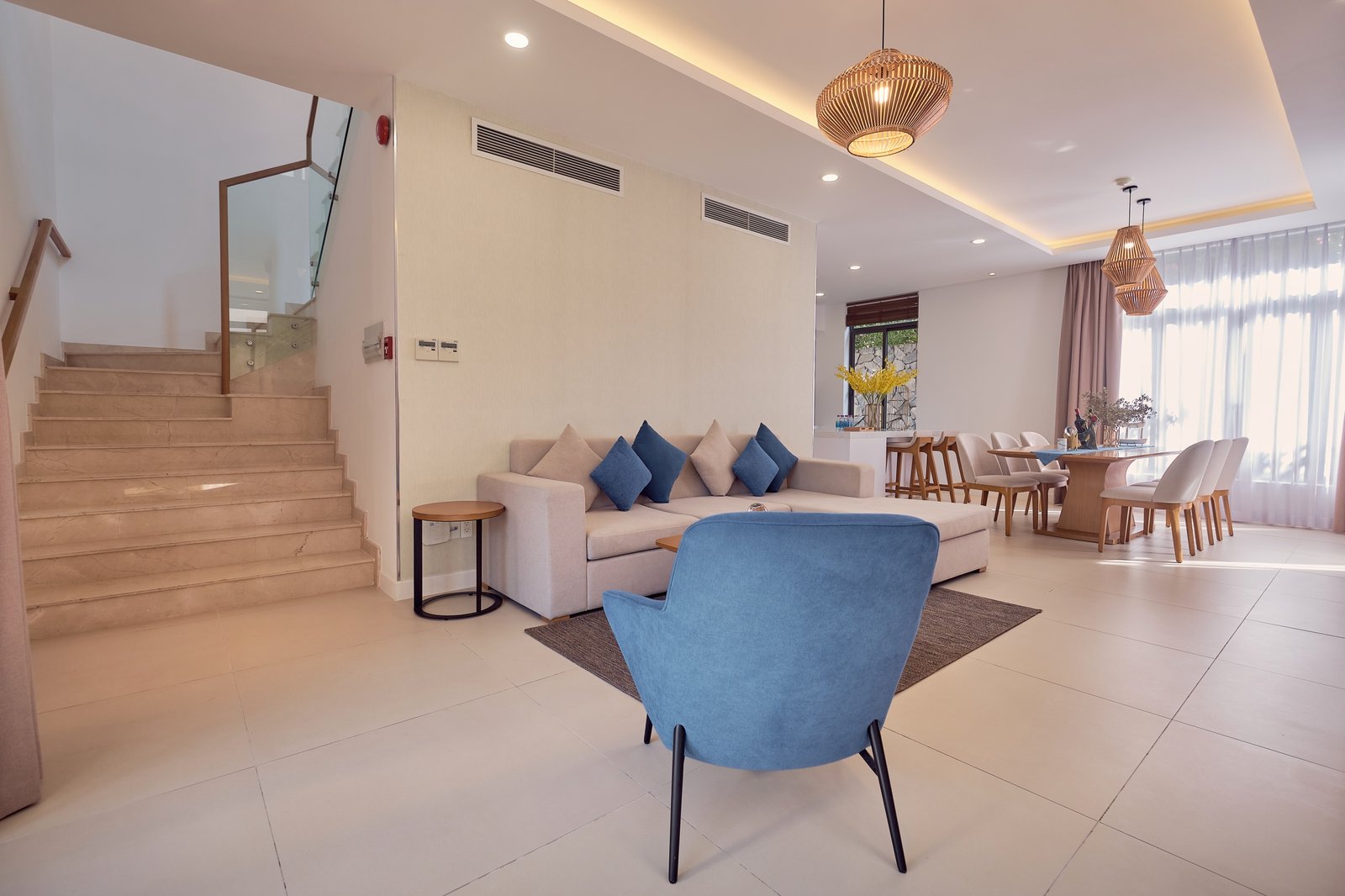 Superior 2 Bedroom Pool Villa interior living space