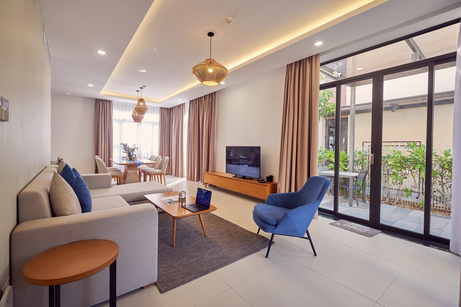 Open-plan living and dining room